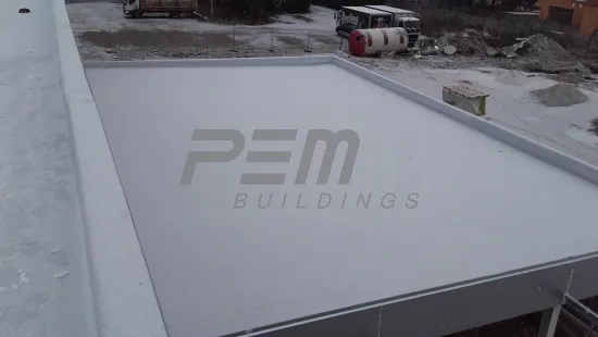 Skladovací hala s administrativní částí / Topoľčany - Montáž panelů+fóliová střecha