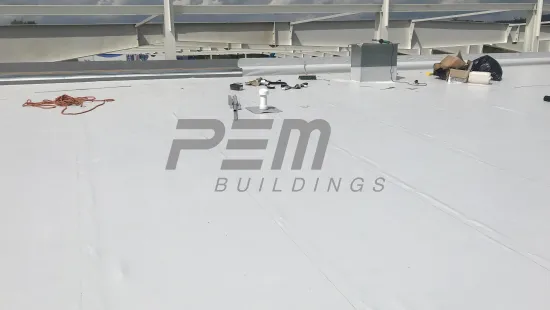 PEM aréna Stará Ľubovňa - Fóliová střecha na provozní budově