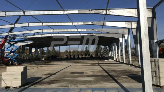 Zimní stadion Svidník - Montáž trapézového plechu